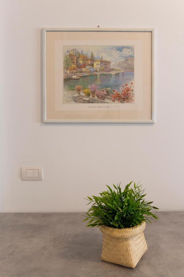 Gray Pearl - Modern Apartment In City Center Arona Exterior photo